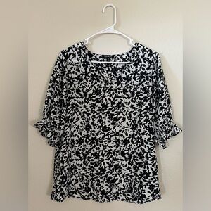 Women’s quarter sleeve blouse